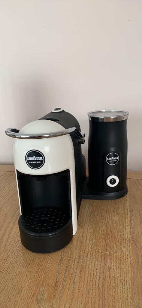 White Lavazza Modo Mio Jolie Coffee Pod 